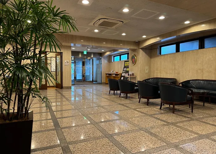 巢鸭微笑酒店
